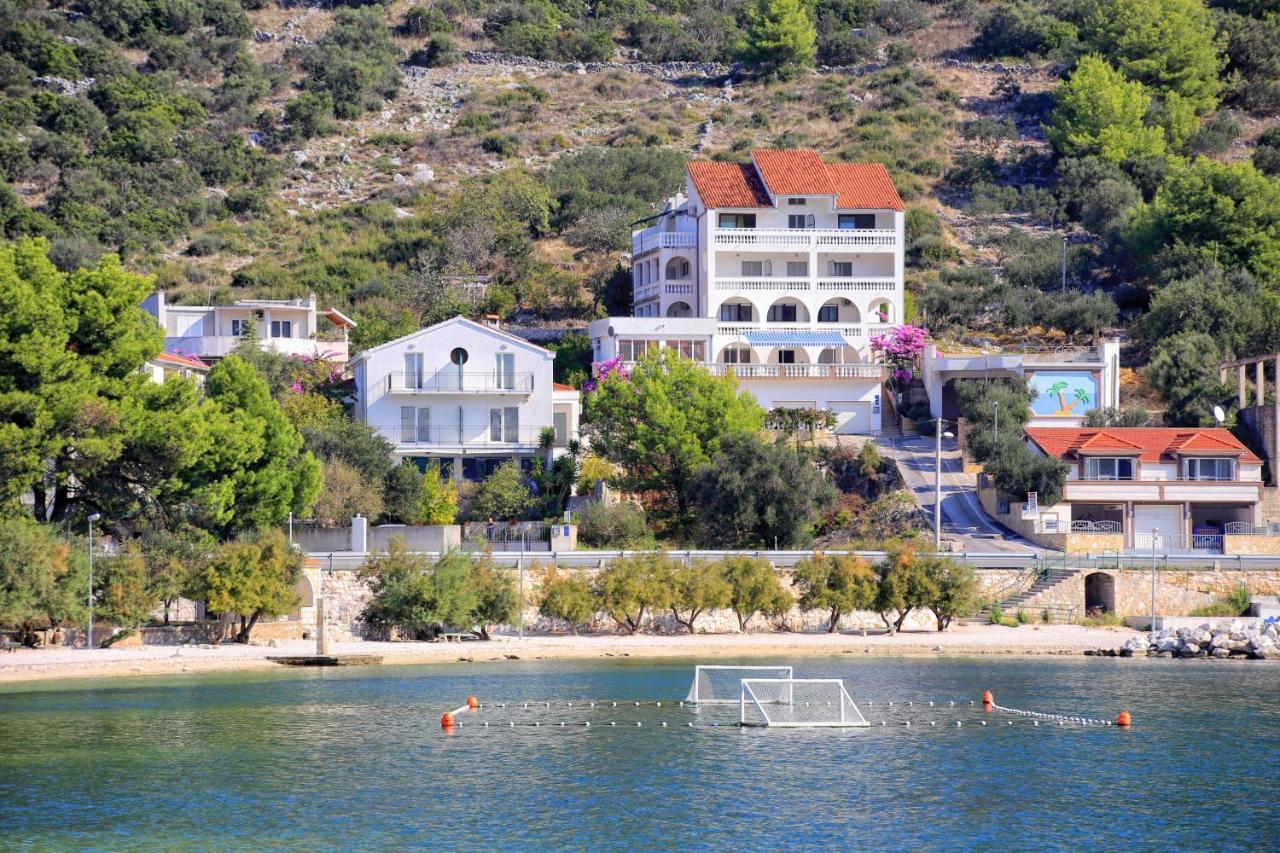 Apartments By The Sea Marina, Trogir - 9037 Dış mekan fotoğraf